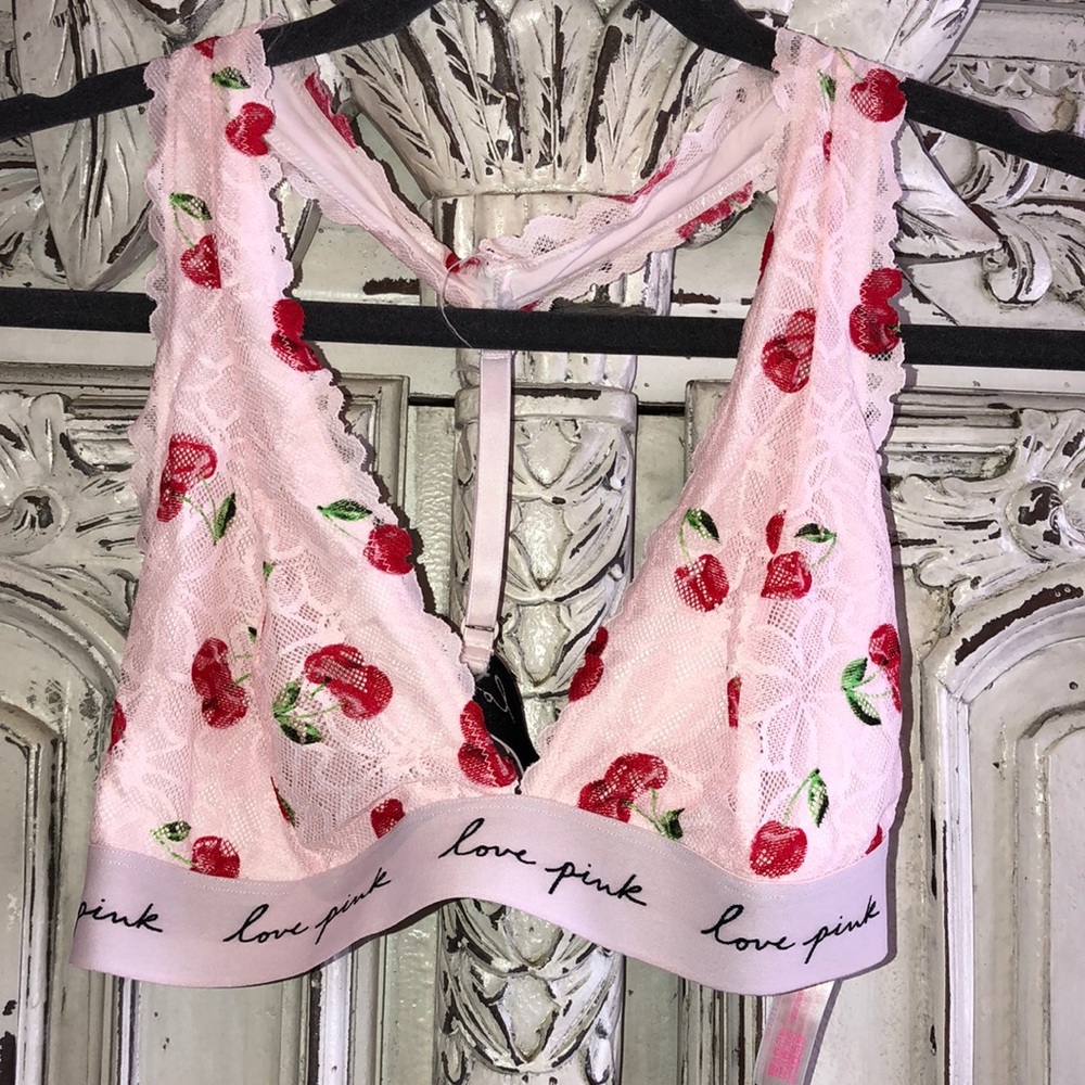 Victoria’s Secret Cherry 🍒 Bralette Racerback